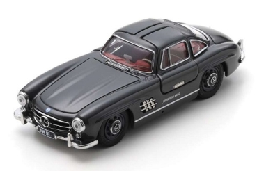 450723900	Mercedes-Benz 300 SL grey	1:43