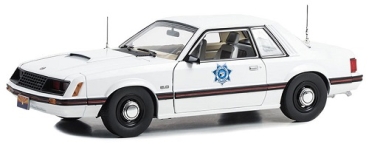 13677	1982 Ford Mustang SSP Arizona Department of Public Safety	1:18